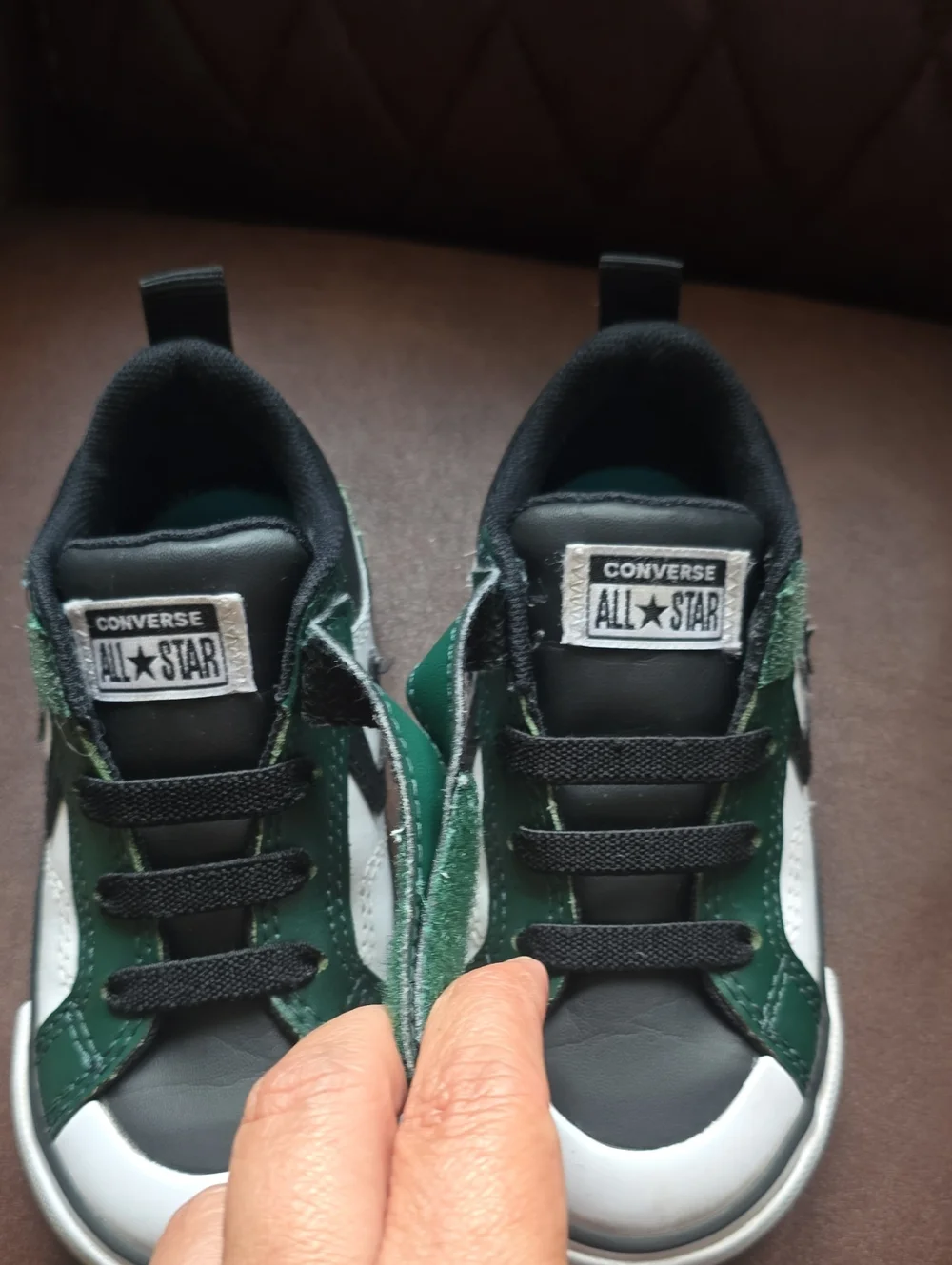 Converse Kids Low-Top Sneakers in Green, Black & White